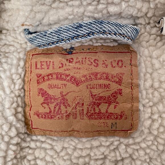 Levi's Original Sherpa Trucker Denim Jean Jacket Sz M Blue Light Wash Grunge - Picture 8 of 8